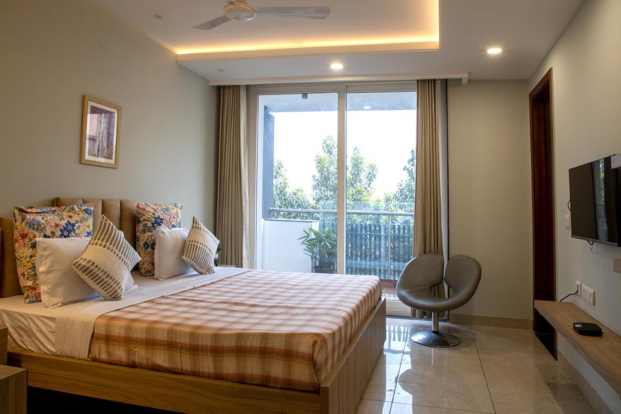 Perch Service Apartment-Mg Road Гургаон Экстерьер фото