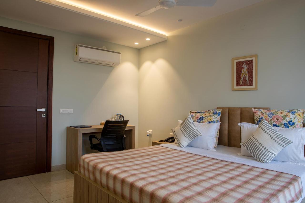 Perch Service Apartment-Mg Road Гургаон Экстерьер фото