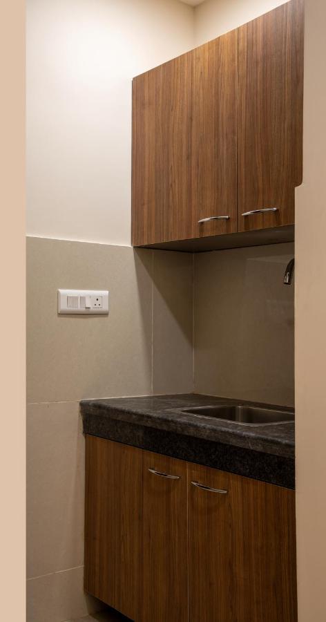 Perch Service Apartment-Mg Road Гургаон Экстерьер фото