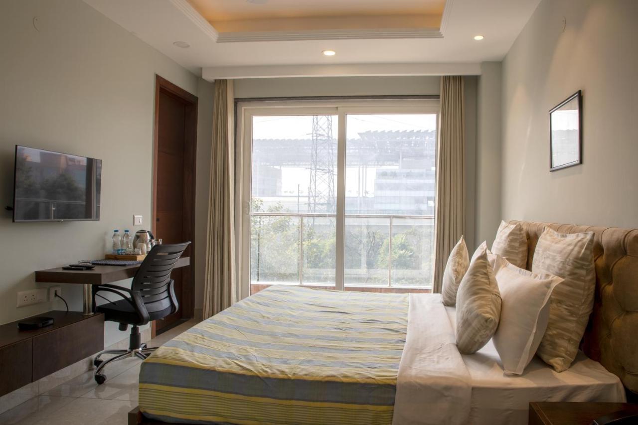 Perch Service Apartment-Mg Road Гургаон Экстерьер фото